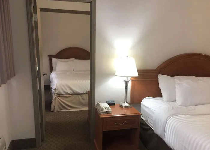 Ramada By Wyndham Edmonton South
